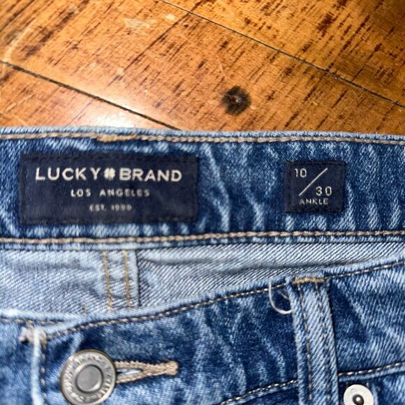 Lucky Brand distressed western 10/30 ankle jeans - Picture 2 of 3